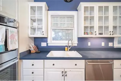 129 Tate Street, Greensboro, NC 27403 - Photo 17