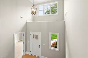 543 Barrett Rd, Winston-Salem, NC 27104 - Photo 5