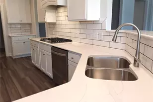 1092 Tulloch Ct, Burlington, NC 27215 - Photo 3