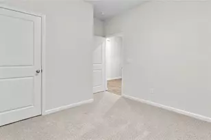 403 Falcon Ln, Lexington, NC 27295 - Photo 7