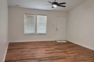 107 W McIver St, Zebulon, NC 27597 - Photo 3