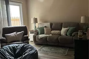 917 Shelby Dr, Greensboro, NC 27409 - Photo 9