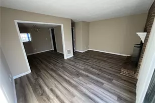 917 Shelby Dr, Greensboro, NC 27409 - Photo 11