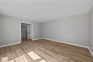 144 Westbridge Rd, Winston-Salem, NC 27107 - Photo 5