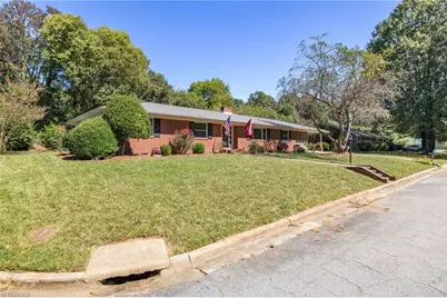 102 Pratt Street, Madison, NC 27025 - Photo 3