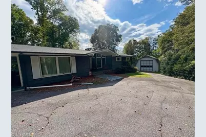 2082 Mountain Valley Church Road, North Wilkesboro, NC 28659 - Photo 7