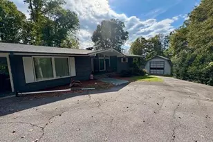 2082 Mountain Valley Church Rd, North Wilkesboro, NC 28659 - Photo 7