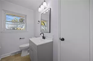 417 Ashburn St, Graham, NC 27253 - Photo 11