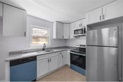 417 Ashburn Street, Graham, NC 27253 - Photo 5