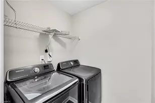 37 Tannenbaum Cir, Greensboro, NC 27410 - Photo 15