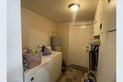 3843 S Nc Highway 150, Lexington, NC 27295 - Photo 13