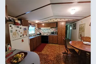 3237 Mountain View Road, Cherry Lane, NC 28627 - Photo 9