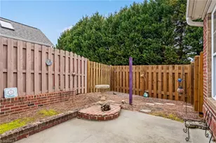 307 Queensbury Dr, Winston-Salem, NC 27127 - Photo 17