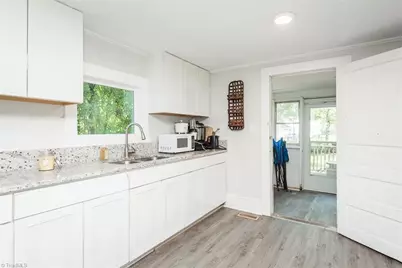 735 Everett Street, Burlington, NC 27215 - Photo 3