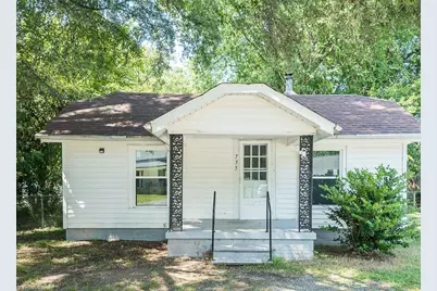 735 Everett Street, Burlington, NC 27215 - Photo 1