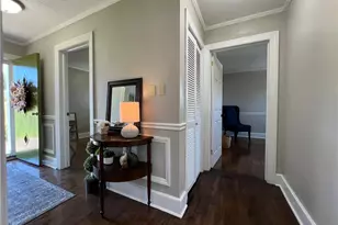 118 Triplett St, Jonesville, NC 28642 - Photo 5