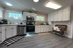 118 Triplett St, Jonesville, NC 28642 - Photo 9