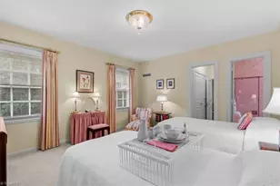 404 Country Club Dr, Greensboro, NC 27408 - Photo 35