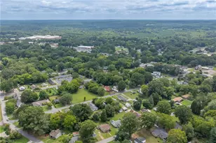 606 Cedar St, Eden, NC 27288 - Photo 35