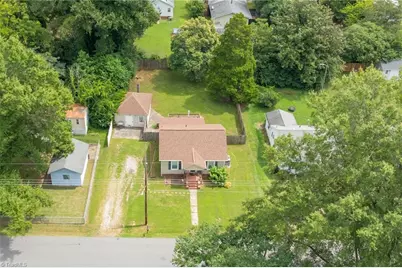 606 Cedar Street, Eden, NC 27288 - Photo 31