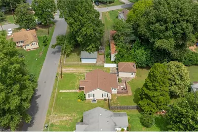 606 Cedar Street, Eden, NC 27288 - Photo 33