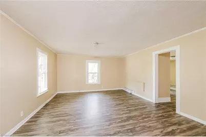 521 E 1st Street, Lexington, NC 27292 - Photo 5