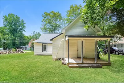 521 E 1st Street, Lexington, NC 27292 - Photo 15