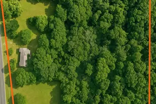 1305 Bridgepoint Rd, Greensboro, NC 27405 - Photo 1