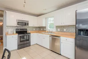 1138 Gibsonville Ossipee Rd, Elon, NC 27244 - Photo 9