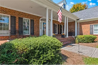 2553 Country Club Road, Yadkinville, NC 27055 - Photo 5