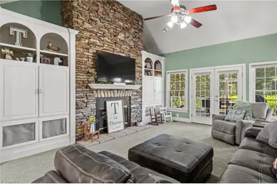 2553 Country Club Road, Yadkinville, NC 27055 - Photo 21