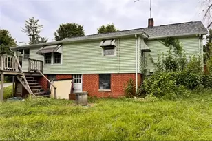 491 Pleasant Hill Dr, Elkin, NC 28621 - Photo 33