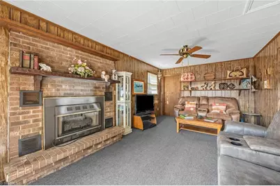 5591 Nc Highway 8, Lawsonville, NC 27022 - Photo 11