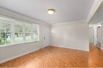 108 Hinshaw Avenue, Yadkinville, NC 27055 - Photo 5