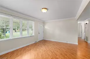 108 Hinshaw Ave, Yadkinville, NC 27055 - Photo 5