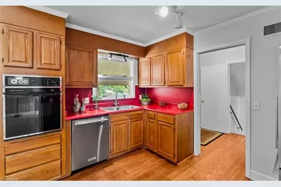 204 Rockspring Drive, Thomasville, NC 27360 - Photo 13