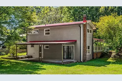 204 Rockspring Drive, Thomasville, NC 27360 - Photo 35