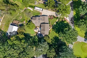 4 Kempton Dr, Greensboro, NC 27406 - Photo 41