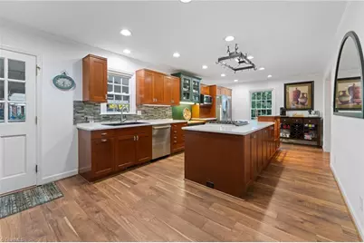 4 Kempton Drive, Greensboro, NC 27406 - Photo 3