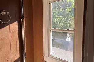 106 College St, Thomasville, NC 27360 - Photo 9