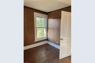 106 College Street, Thomasville, NC 27360 - Photo 7