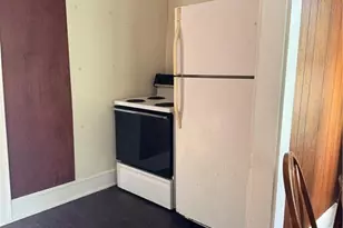 106 College St, Thomasville, NC 27360 - Photo 5