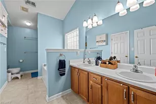 6424 Highland Oak Dr, Greensboro, NC 27410 - Photo 5