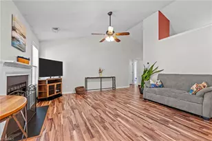 6424 Highland Oak Dr, Greensboro, NC 27410 - Photo 11