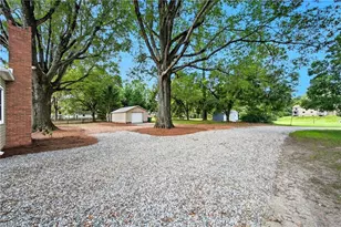 604 Salisbury St, Kernersville, NC 27284 - Photo 35