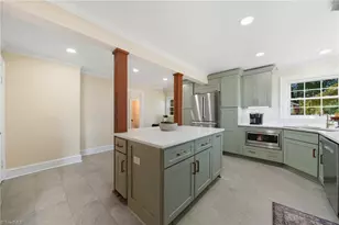 604 Salisbury St, Kernersville, NC 27284 - Photo 15