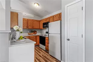 3642 Morris Farm Dr, Greensboro, NC 27409 - Photo 11