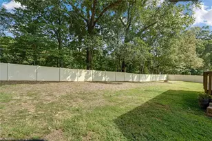 2806 Splitbrooke Dr, High Point, NC 27265 - Photo 23