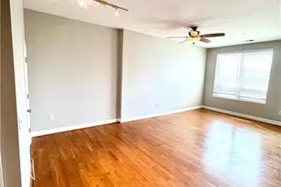 360 S Elm St, Greensboro, NC 27401 - Photo 9