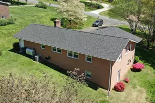 2149 Margaret Dr, Mount Airy, NC 27030 - Photo 3